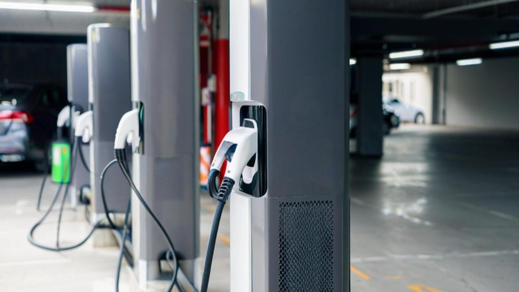 更好为新能源汽车“加电”